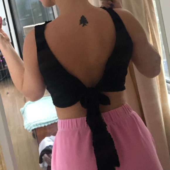 black multi-way top - Picture 4 of 5